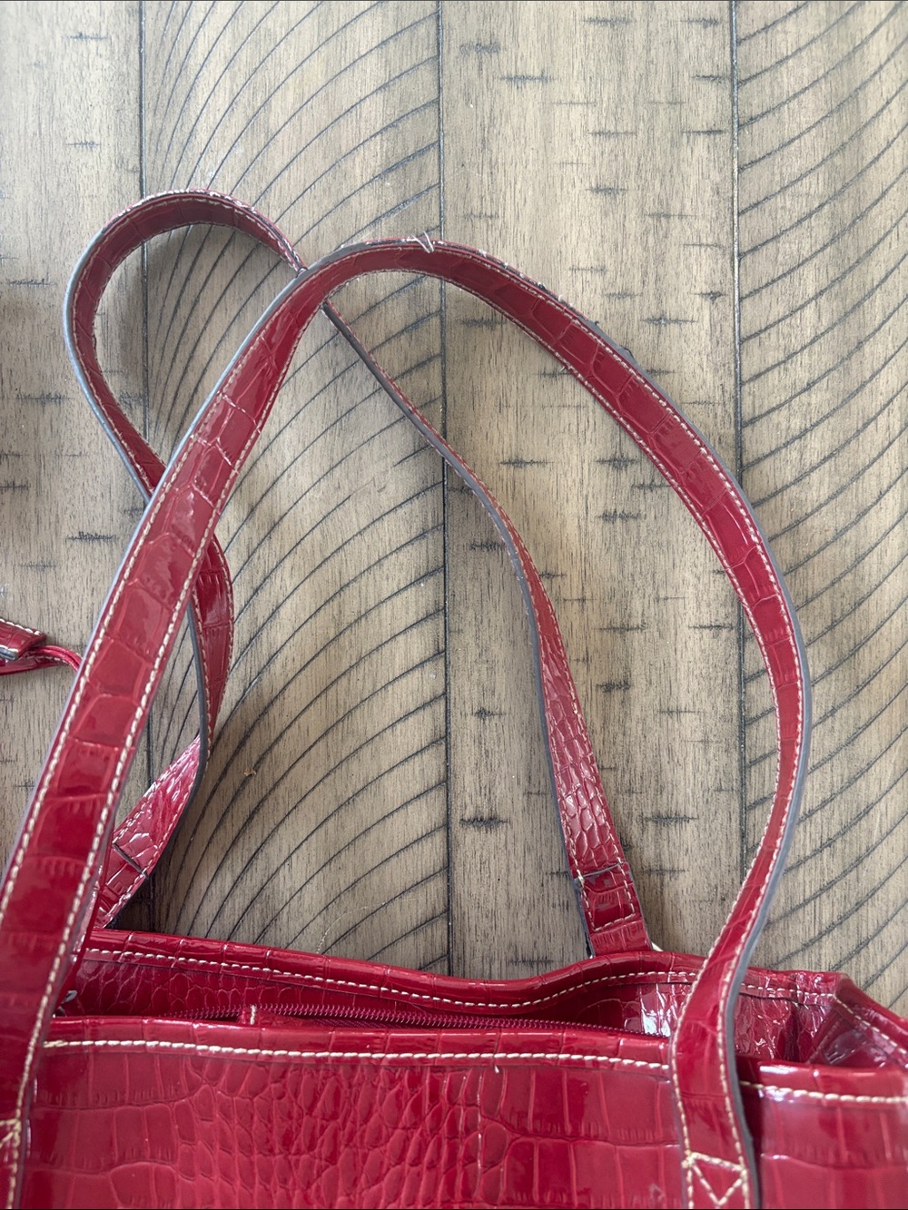 liz & co. Red Croc-Embossed Shoulder Bag with Matching Wallets - Picture 6 of 16